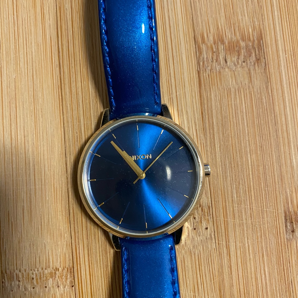 Nwot Nixon Kensington Blue Patent Watch 60$